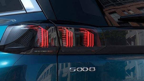 New Peugeot 5008 GT
